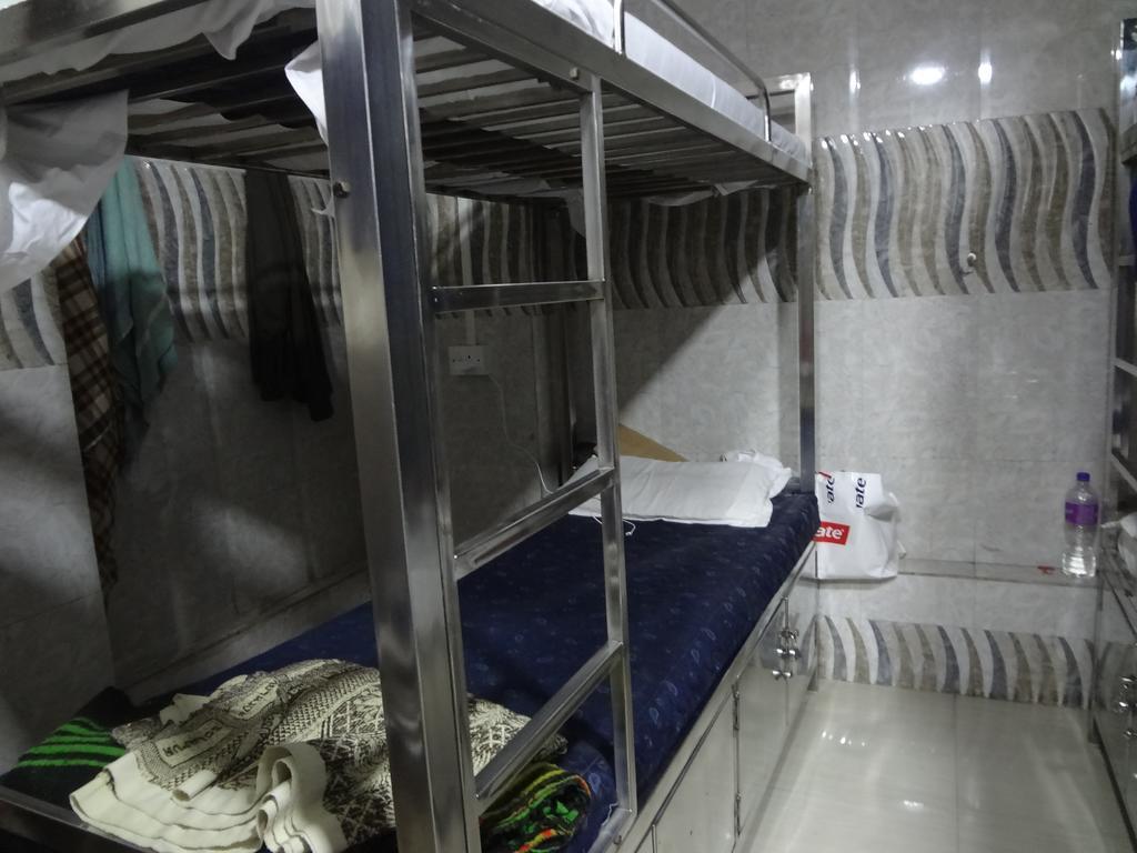 מומביי Aashiyana Dormitory מראה חיצוני תמונה